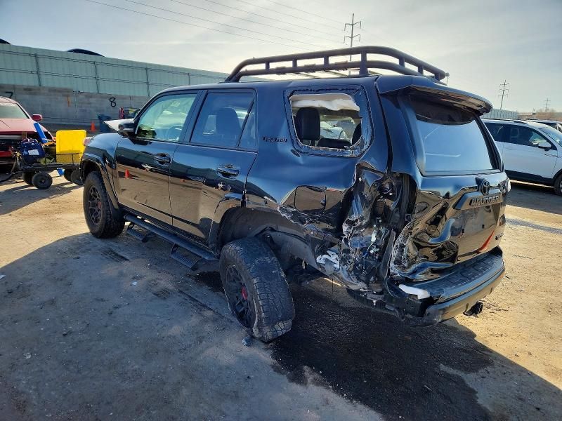 2023 Toyota 4runner se