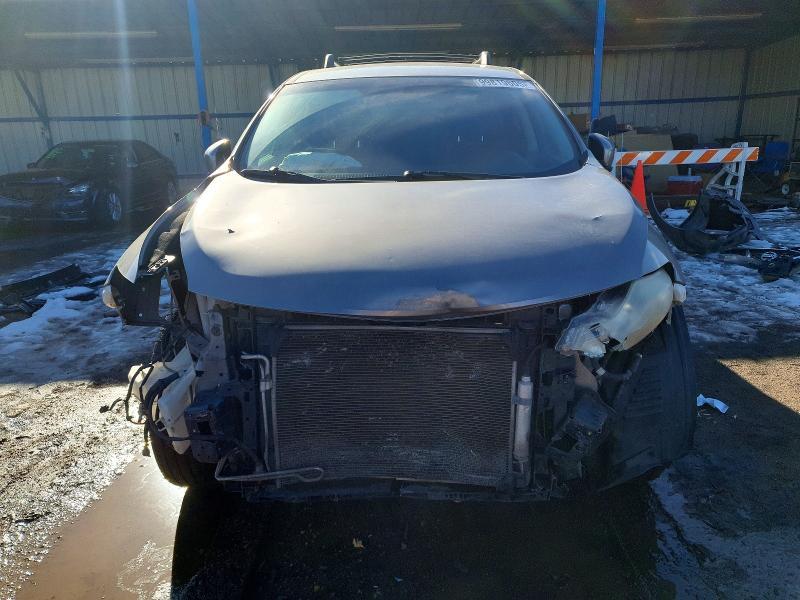 2011 Nissan Murano s