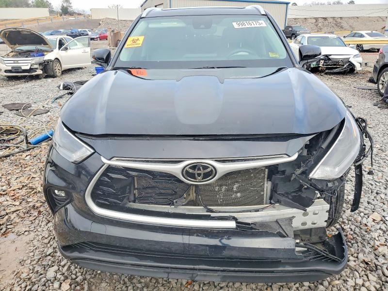 2023 Toyota Highlander l