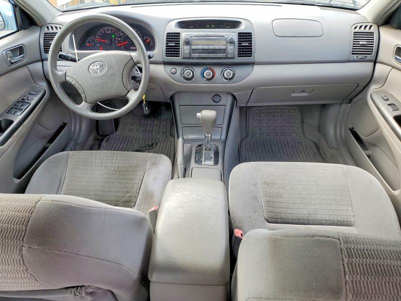 2006 Toyota Camry le
