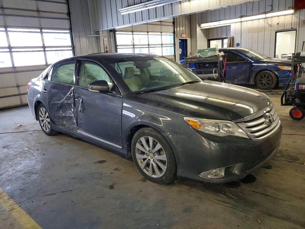 2011 Toyota Avalon Base