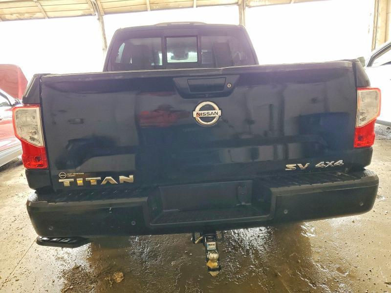 2021 Nissan Titan SV