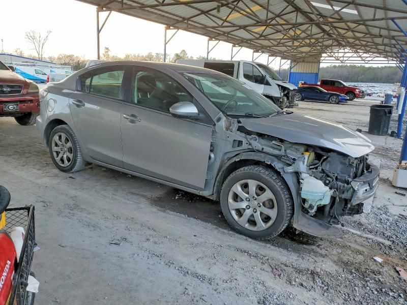 2013 Mazda 3 I