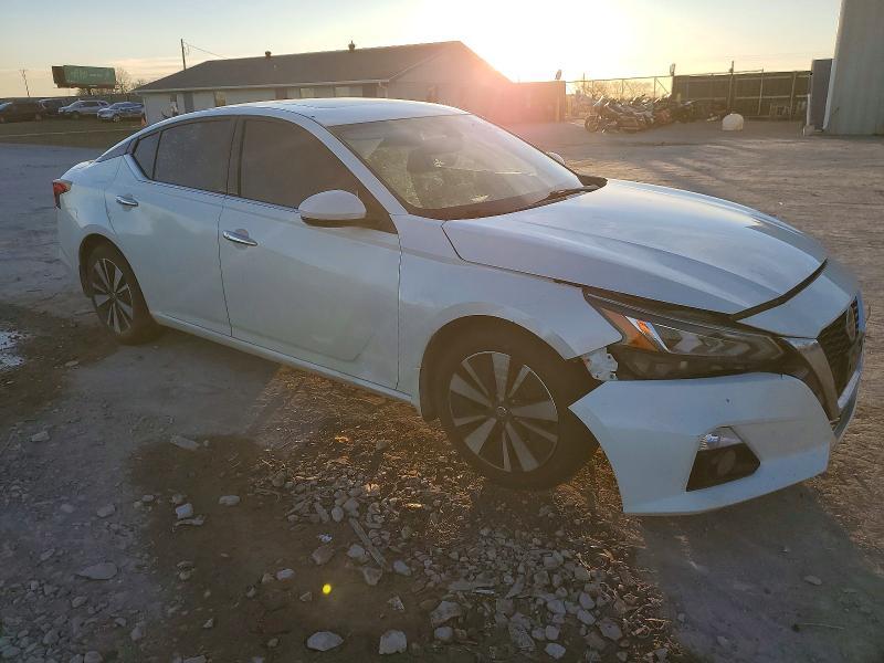 2019 Nissan Altima sv