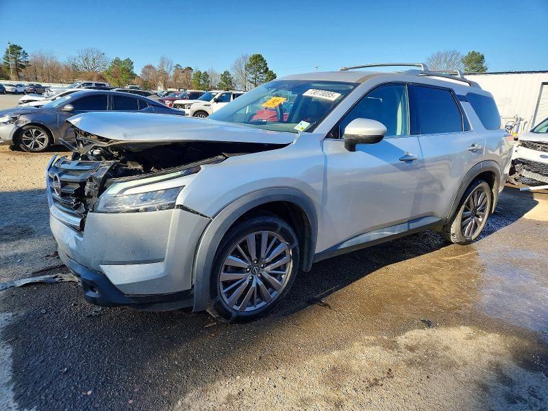 2023 Nissan Pathfinder sl