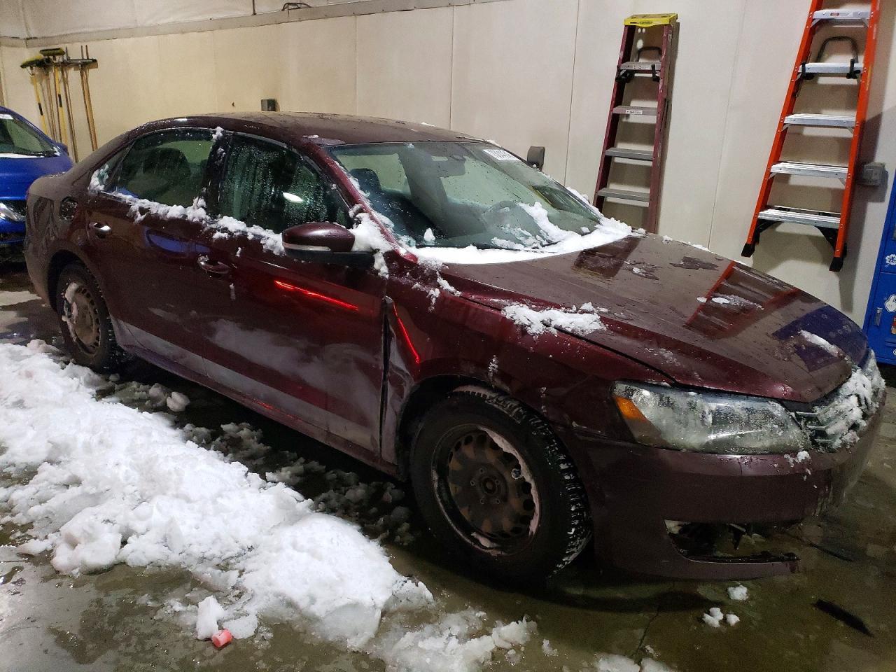 2013 Volkswagen Passat s