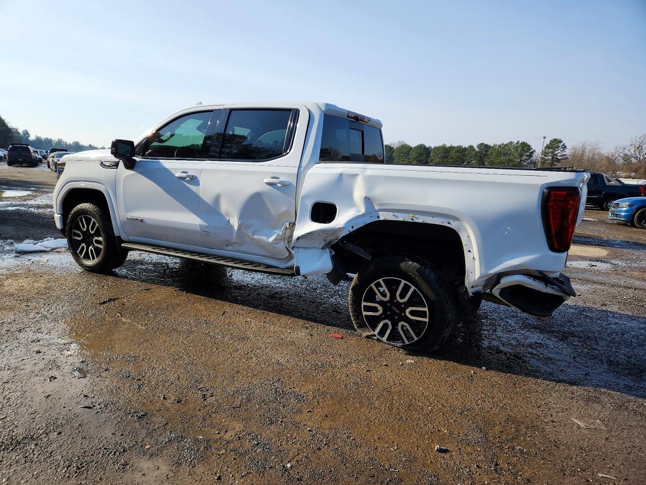 2025 GMC Sierra K1500 AT4
