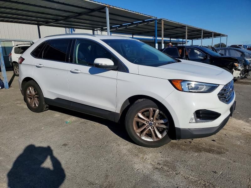 2019 Ford Edge sel