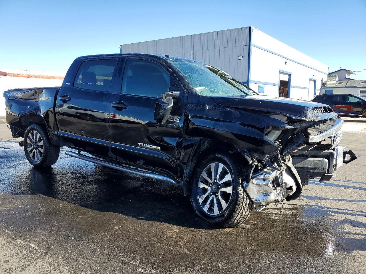 2017 Toyota Tundra SR5