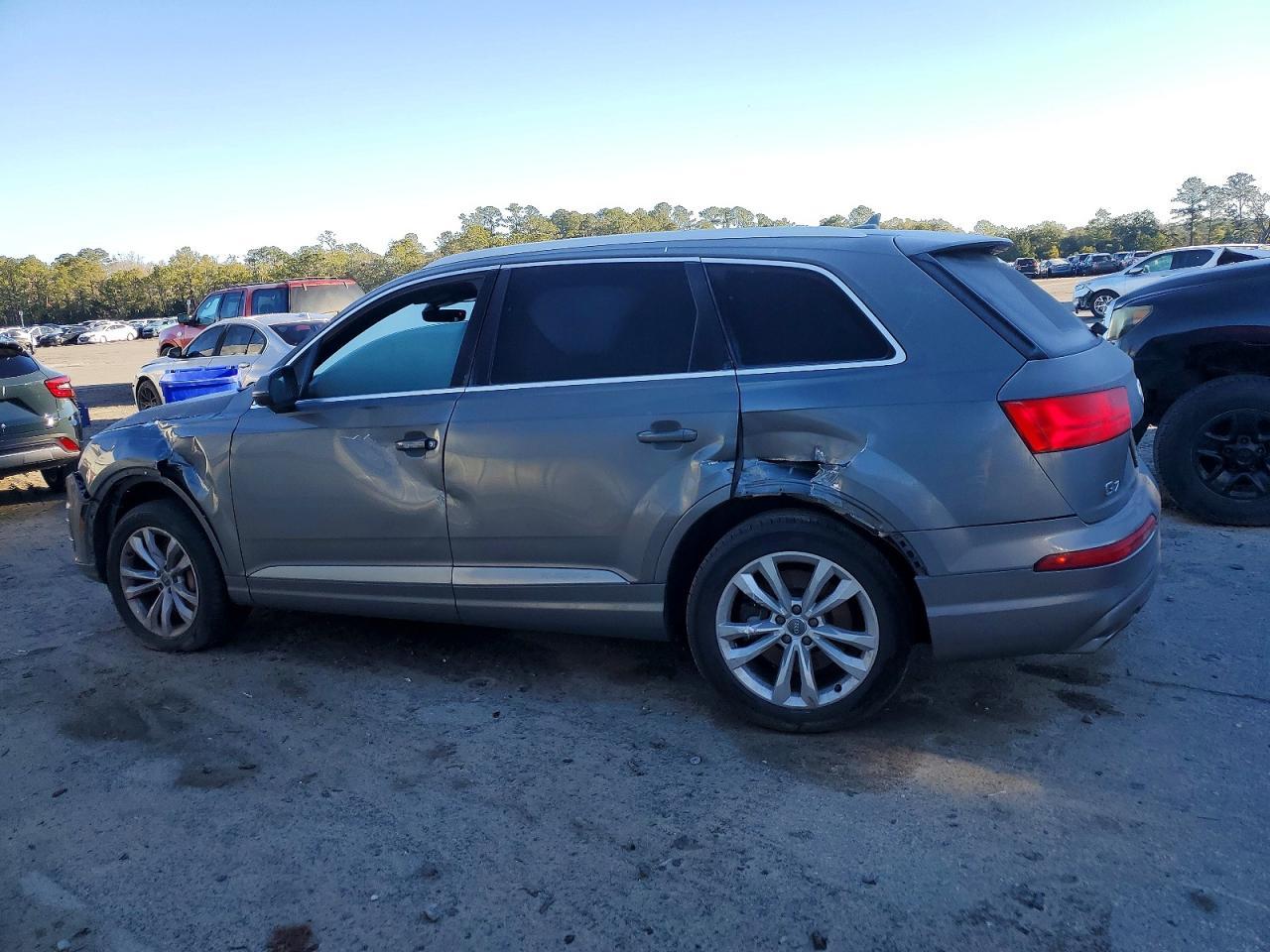 2017 Audi Q7 Premium