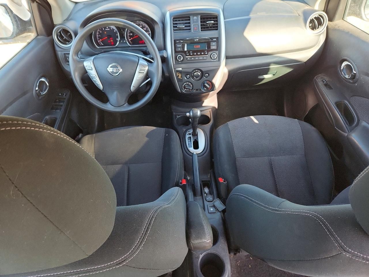 2015 Nissan Versa s