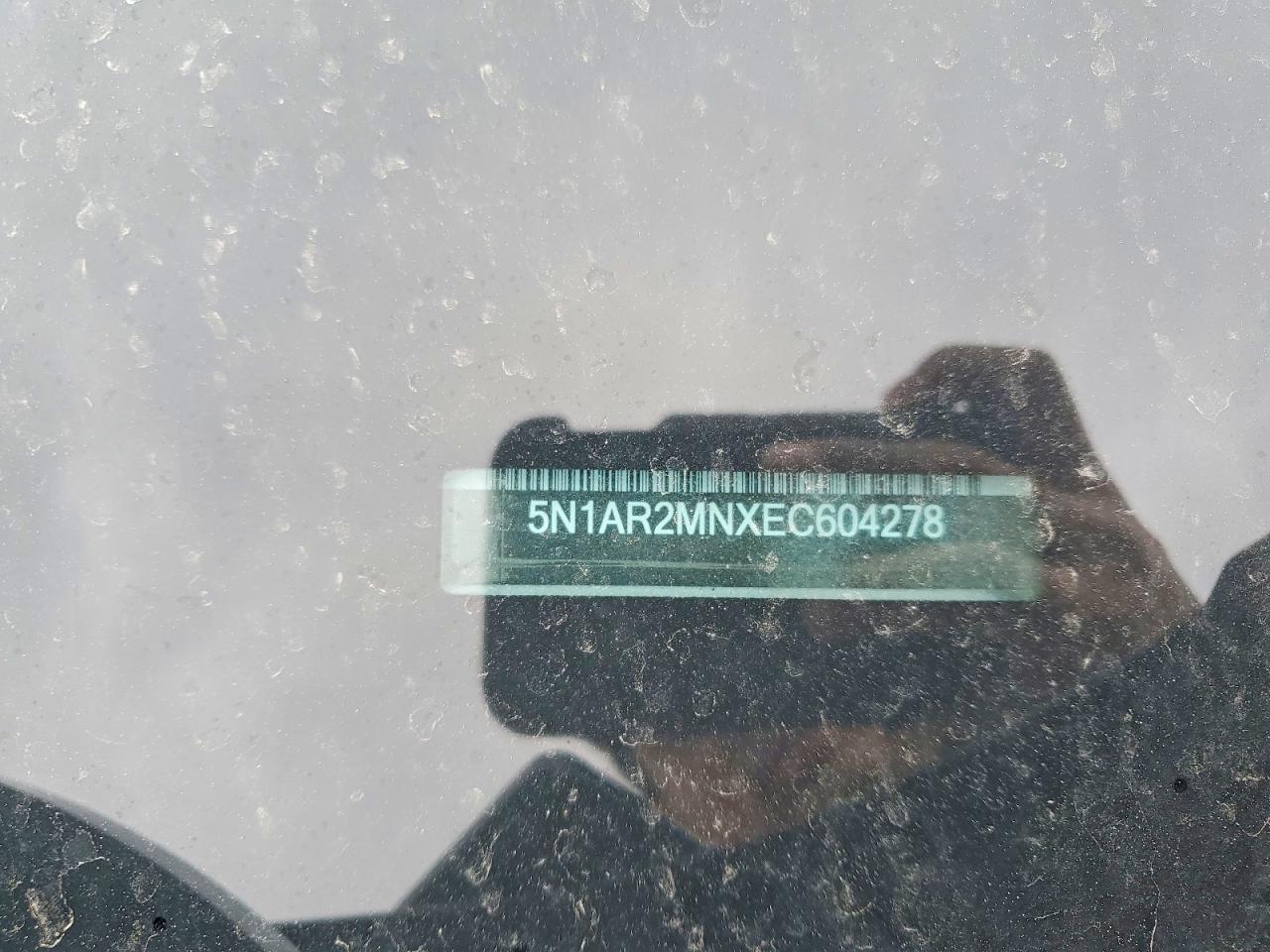 2014 Nissan Pathfinder s