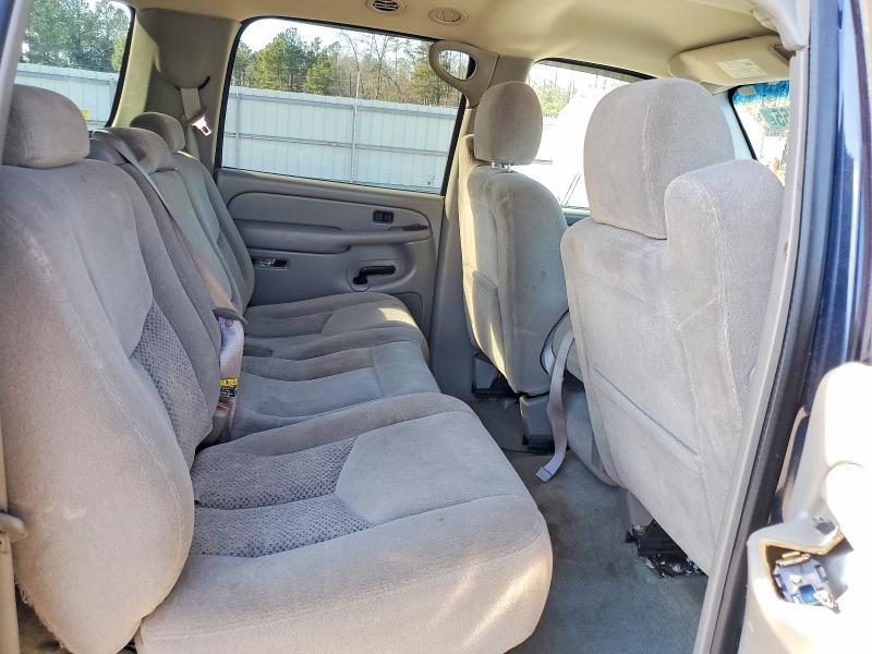 2005 Chevrolet Suburban C1500