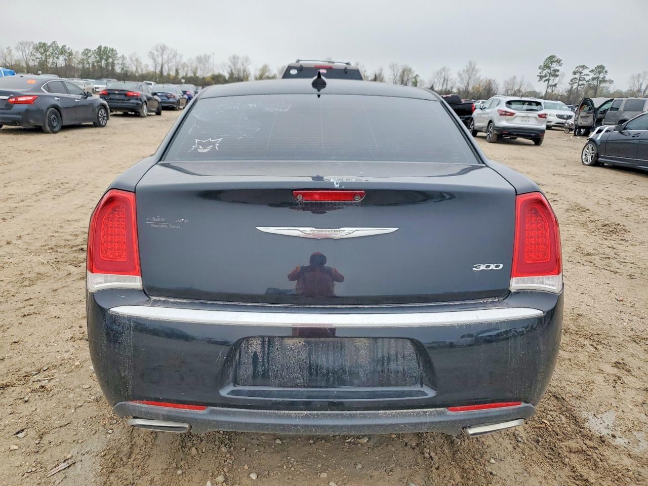 2018 Chrysler 300 Limited