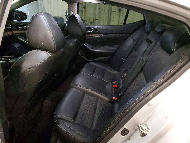 2017 Niss Maxima Platinum