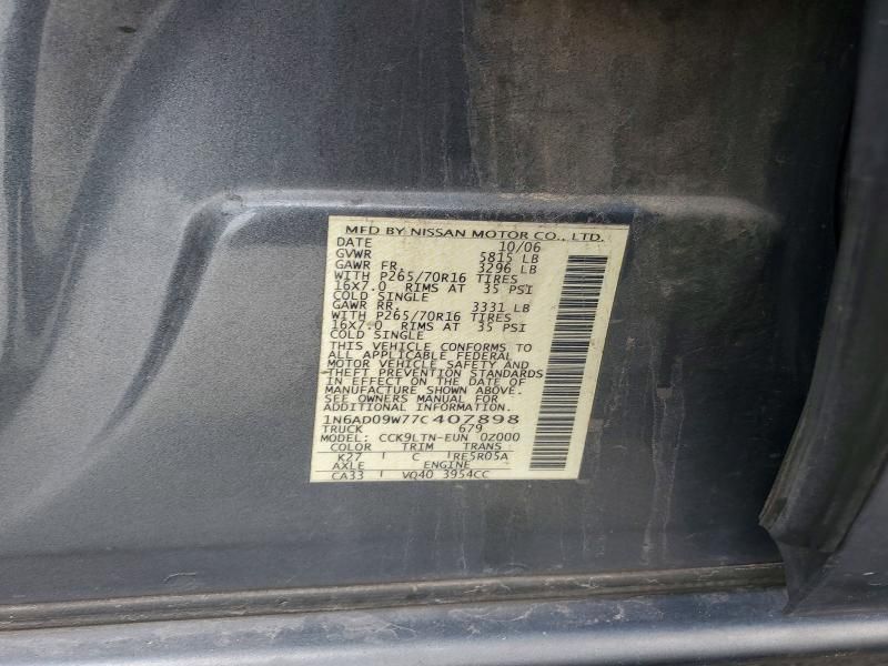 2007 Nissan Frontier Crew cab le