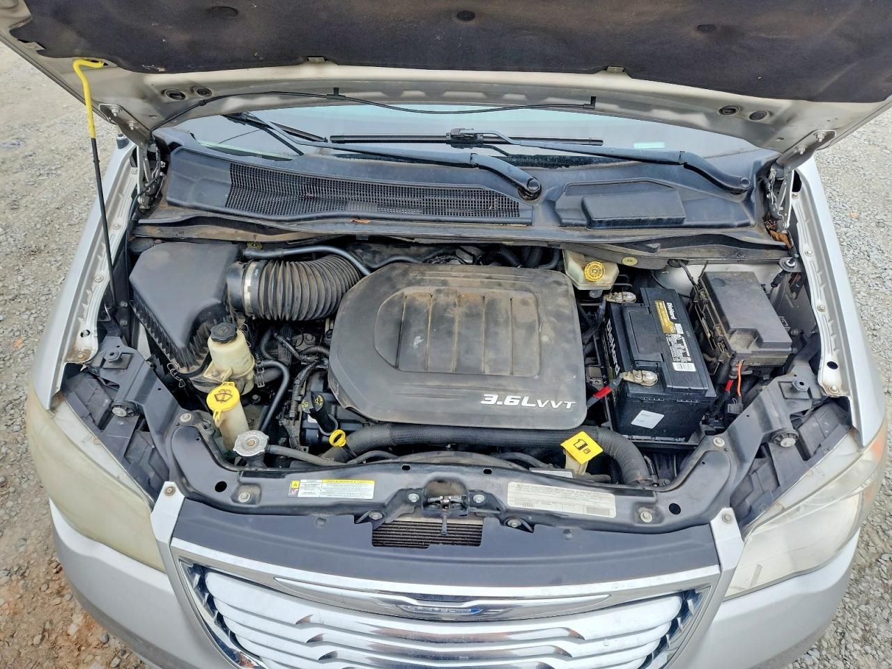 2012 Chrysler Town & Country Touring l