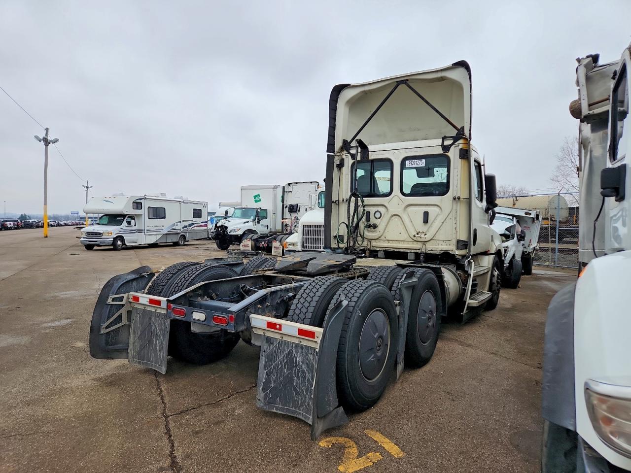 2022 Freightliner Cascadia 126