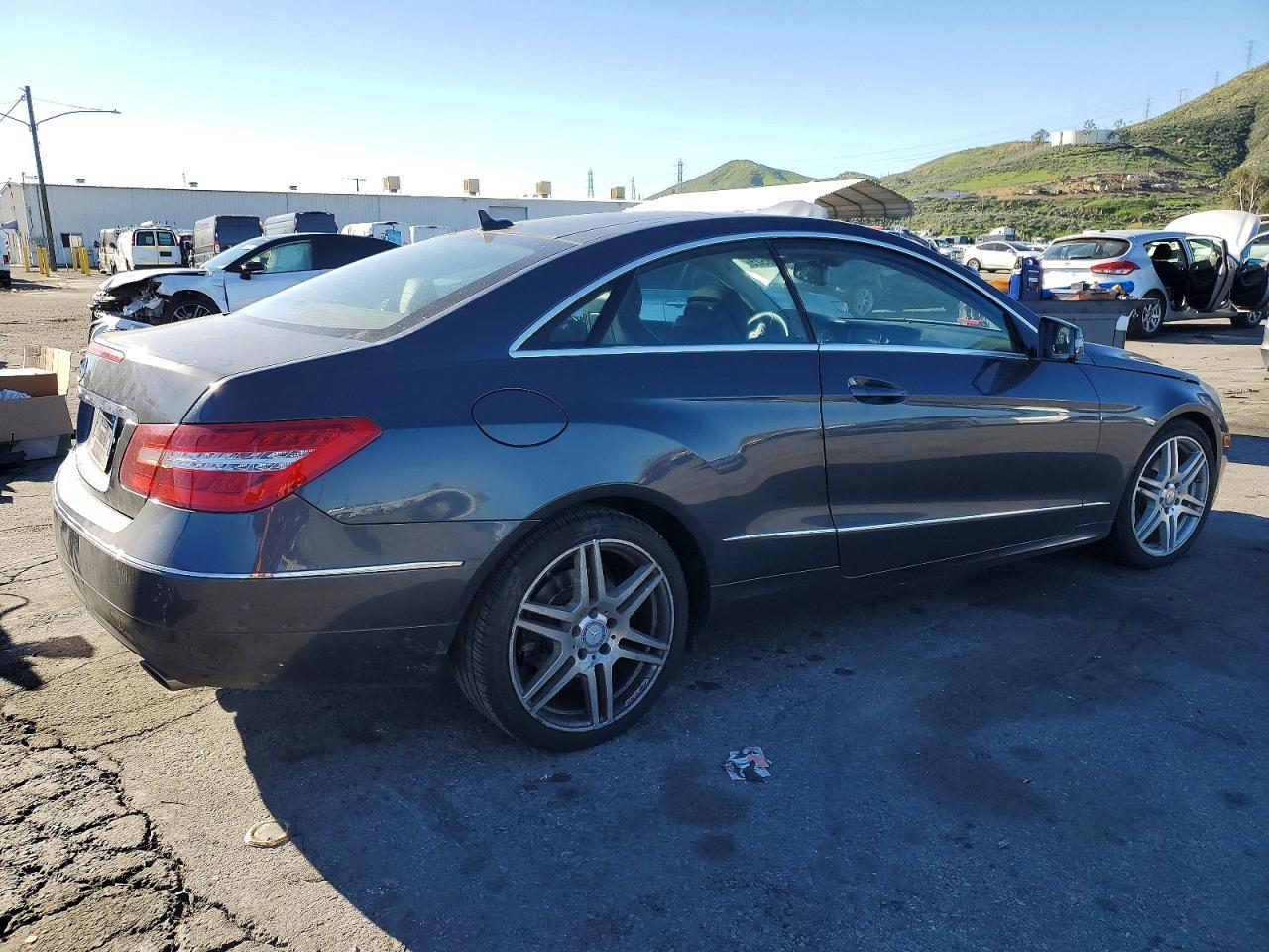2011 Mercedes-Benz E 350