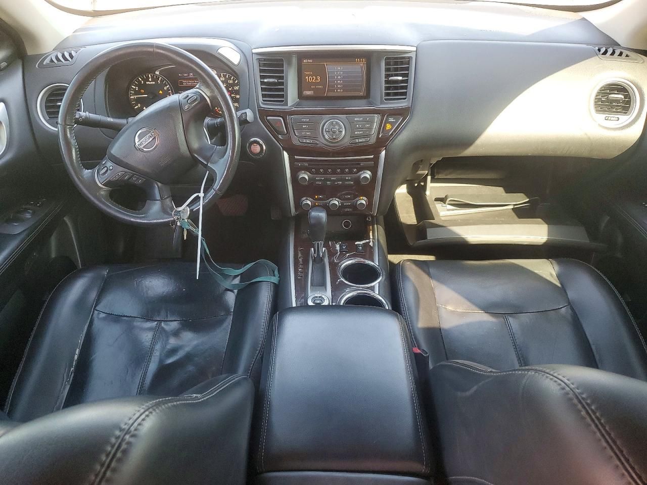 2016 Nissan Pathfinder s