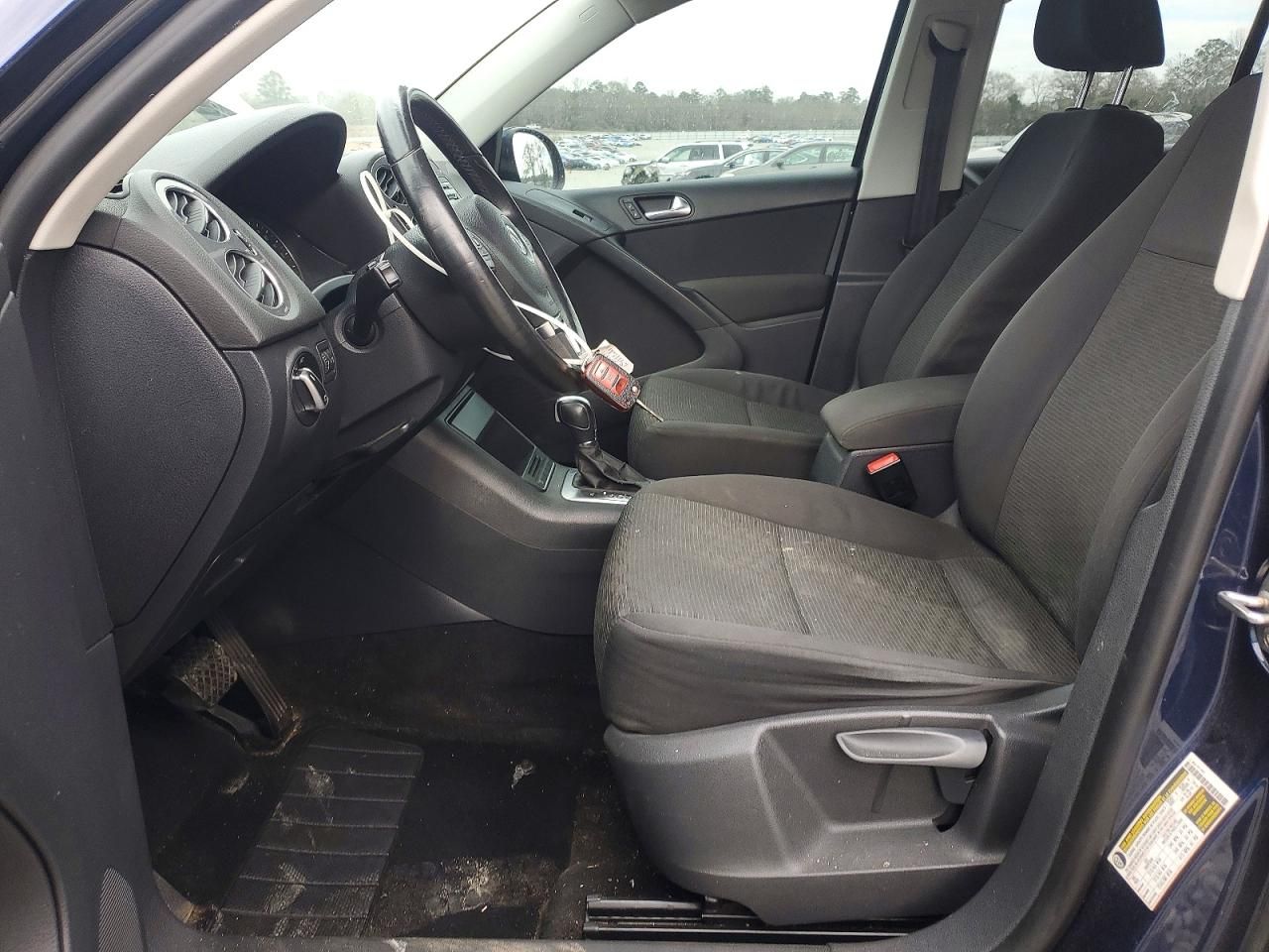 2013 Volkswagen Tiguan s