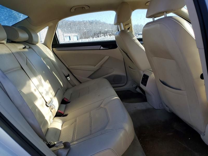 2014 Volkswagen Passat se