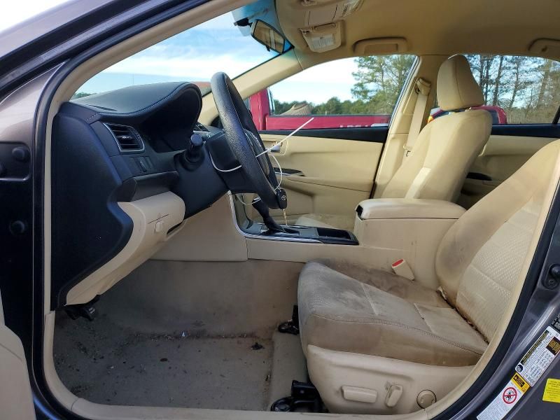 2015 Toyota Camry le