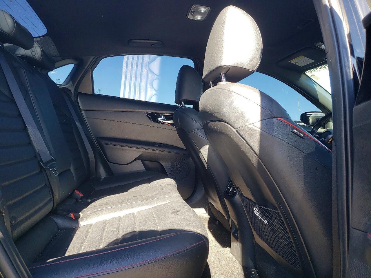 2024 KIA Forte gt