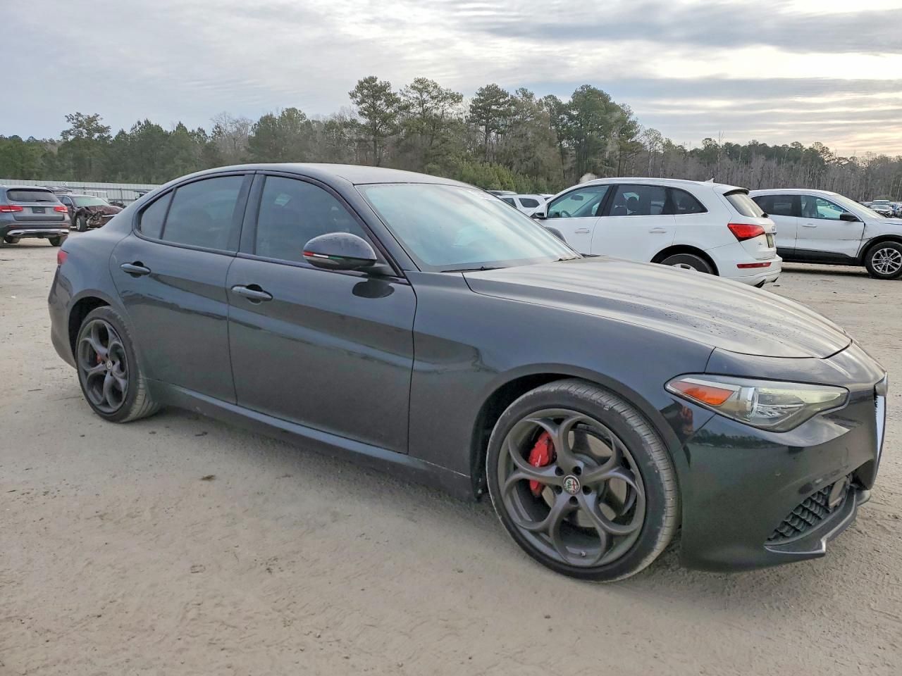 2017 Alfa Romeo Giulia ti Q4