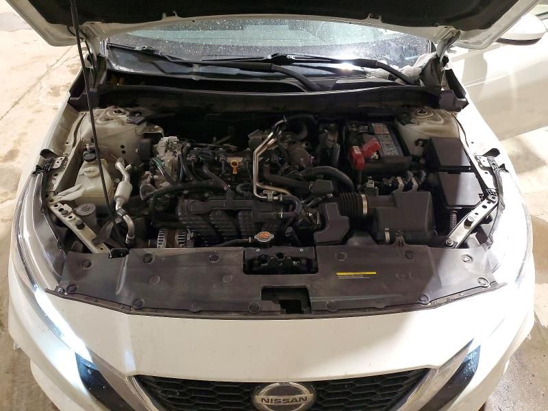 2022 Nissan Altima sv