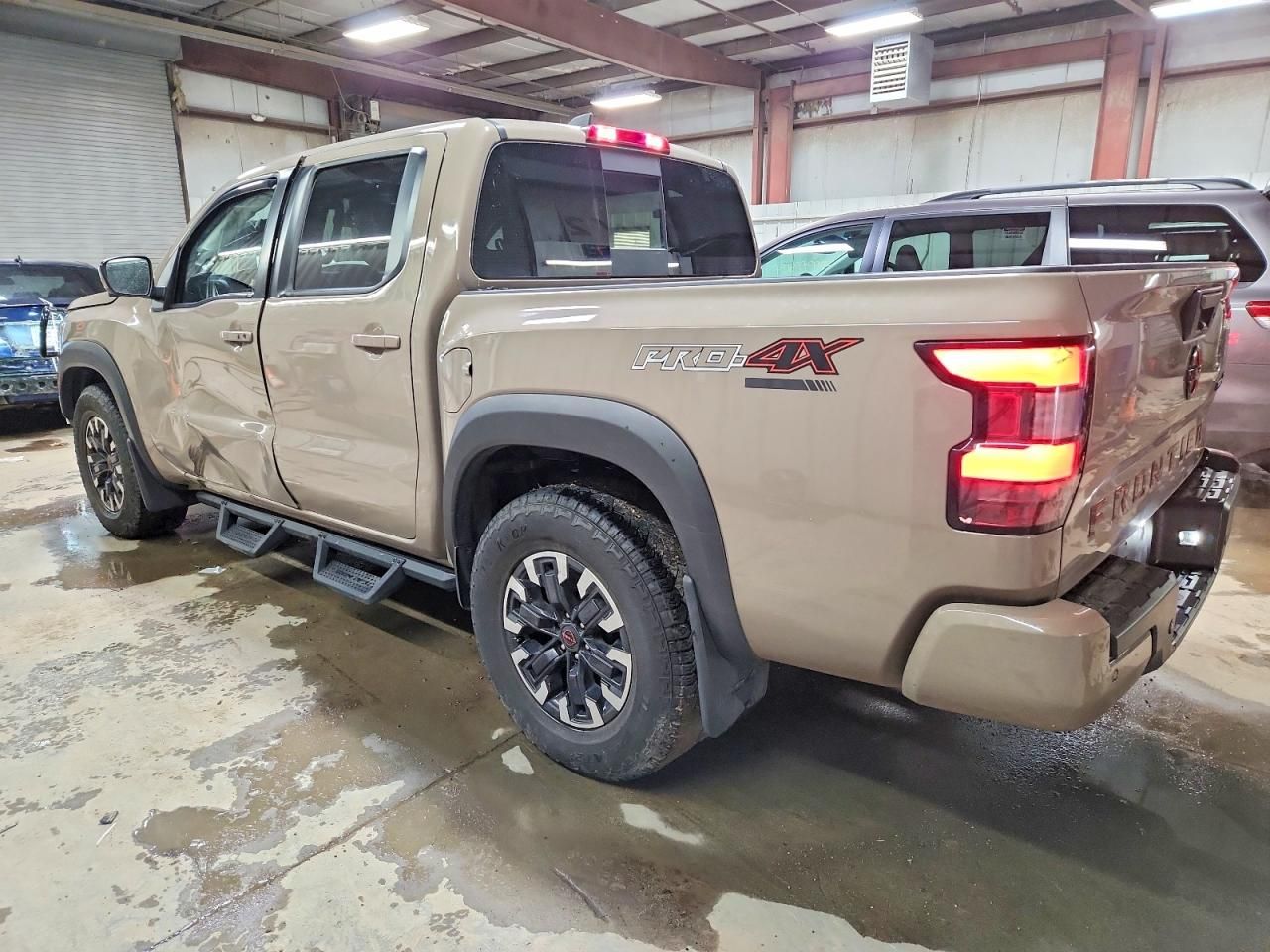 2023 Nissan Frontier s