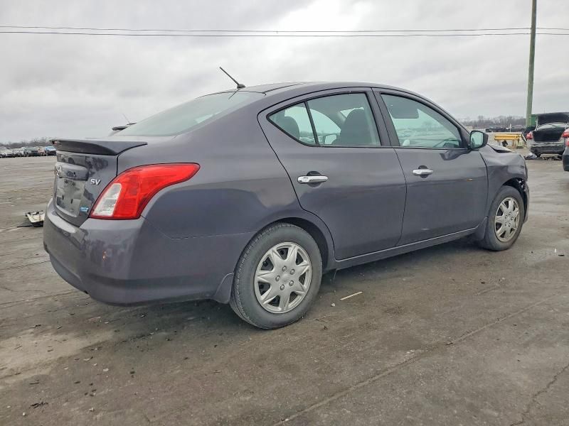 2015 Nissan Versa s