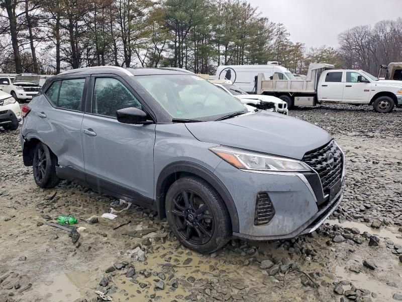 2023 Nissan Kicks sv