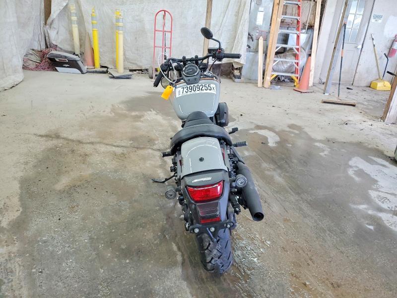 2024 Honda VT750 C2B