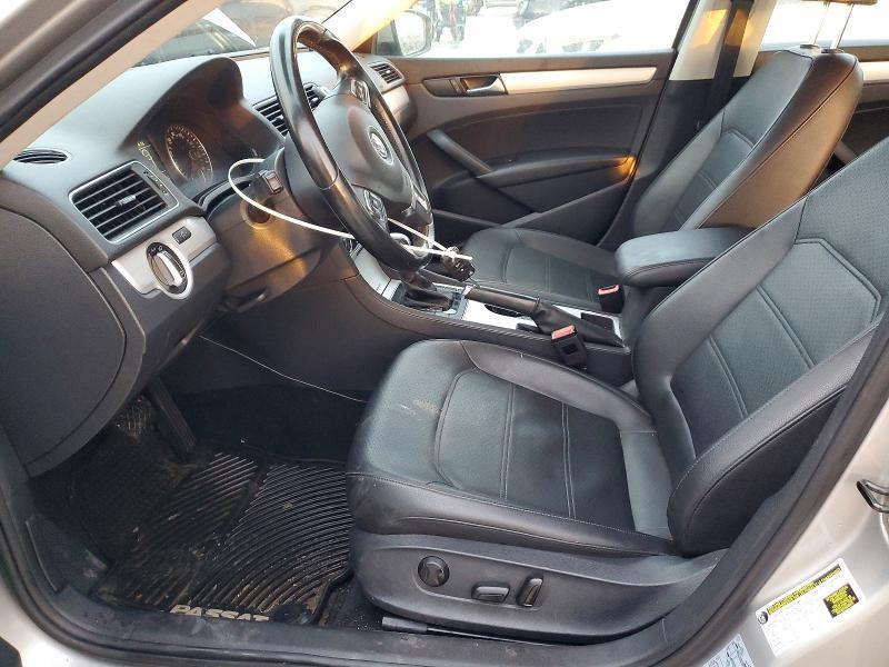 2013 Volkswagen Passat se