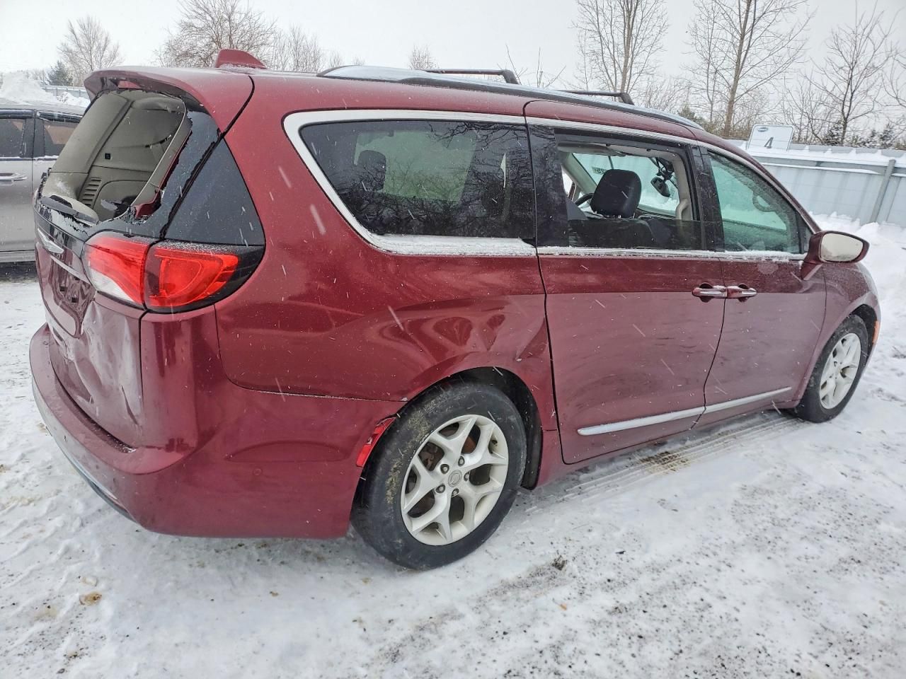 2017 Chrysler Pacifica Touring l Plus