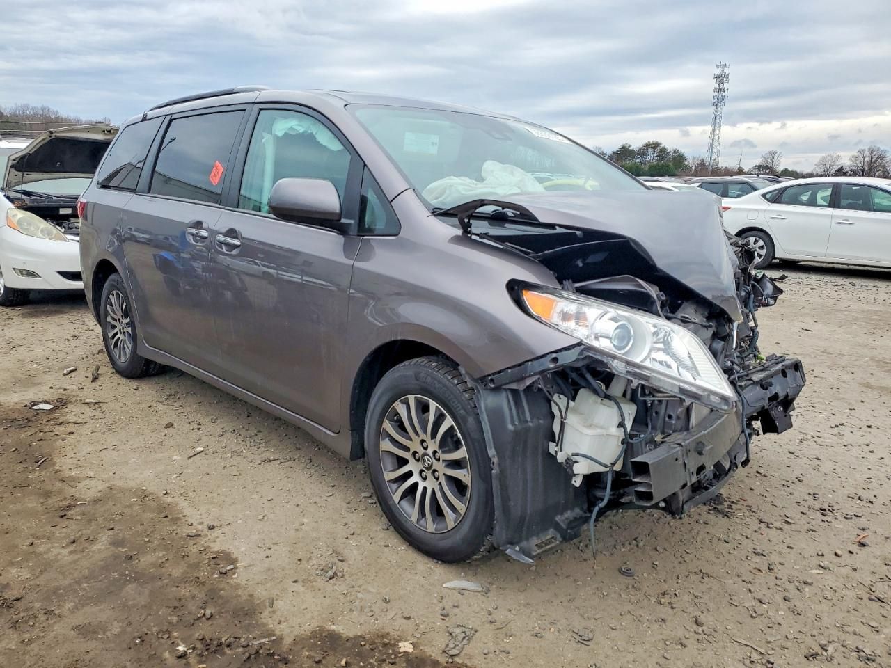 2019 Toyota Sienna xle