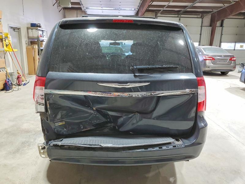 2014 Chrysler Town & Country Touring