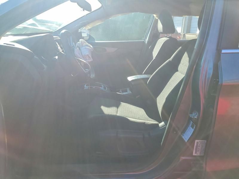 2018 Nissan Rogue Sport s