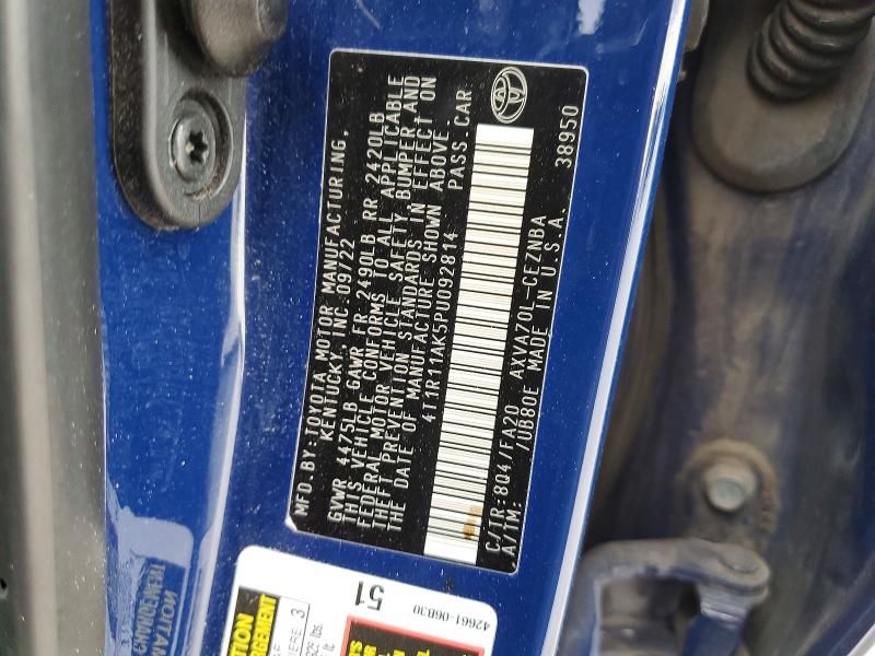 2023 Toyota Camry le