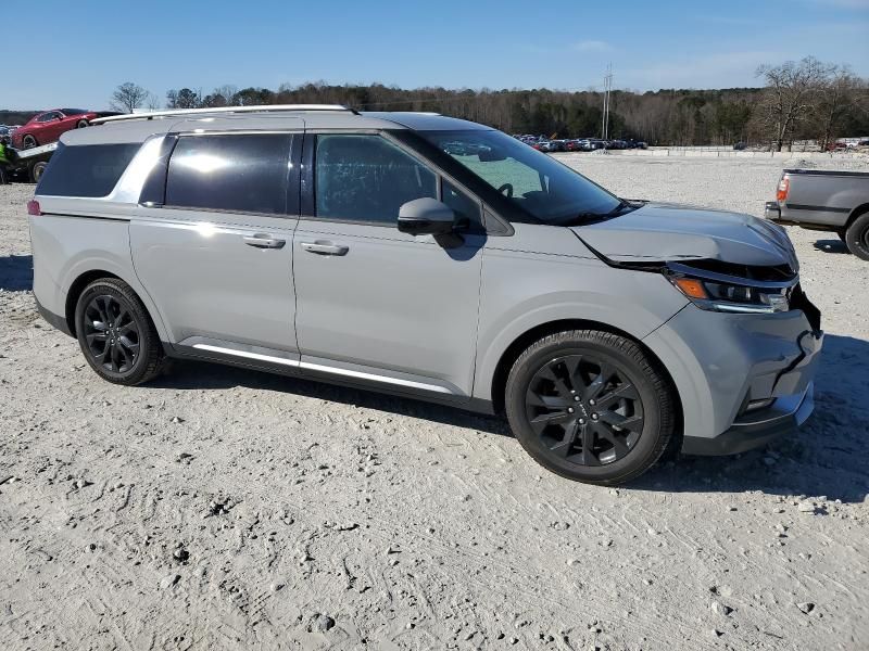 2023 KIA Carnival sx