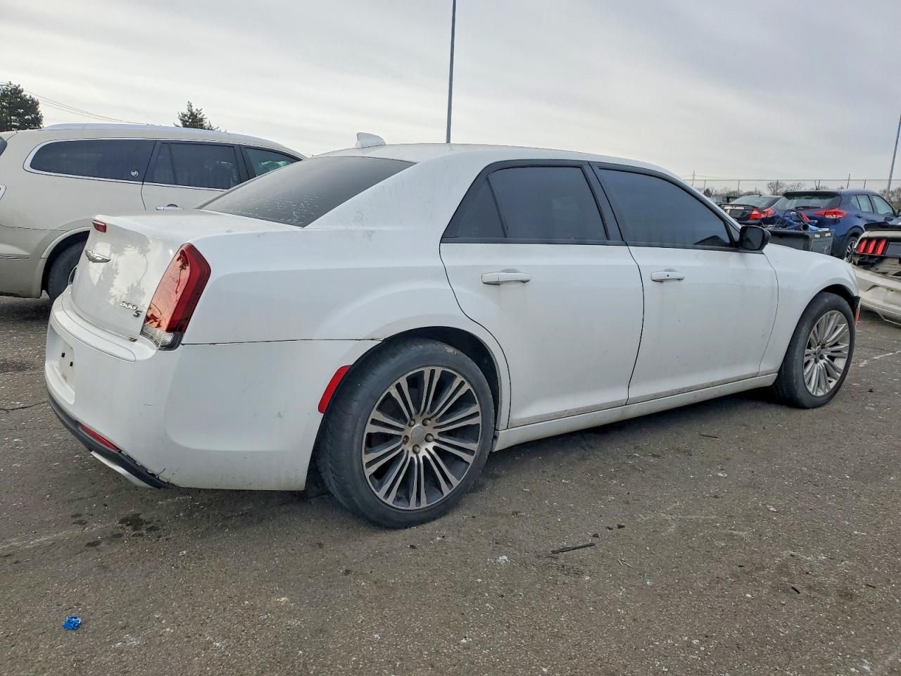 2015 Chrysler 300 s