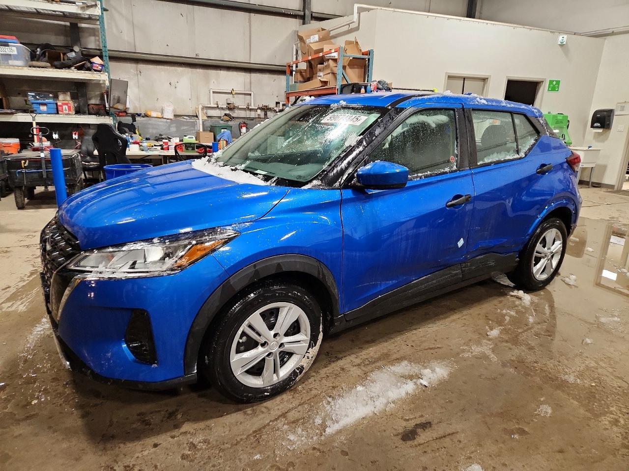 2023 Nissan Kicks s