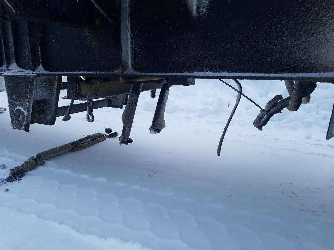 2006 Manac Inc Trailer