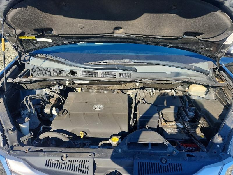 2015 Toyota Sienna xle