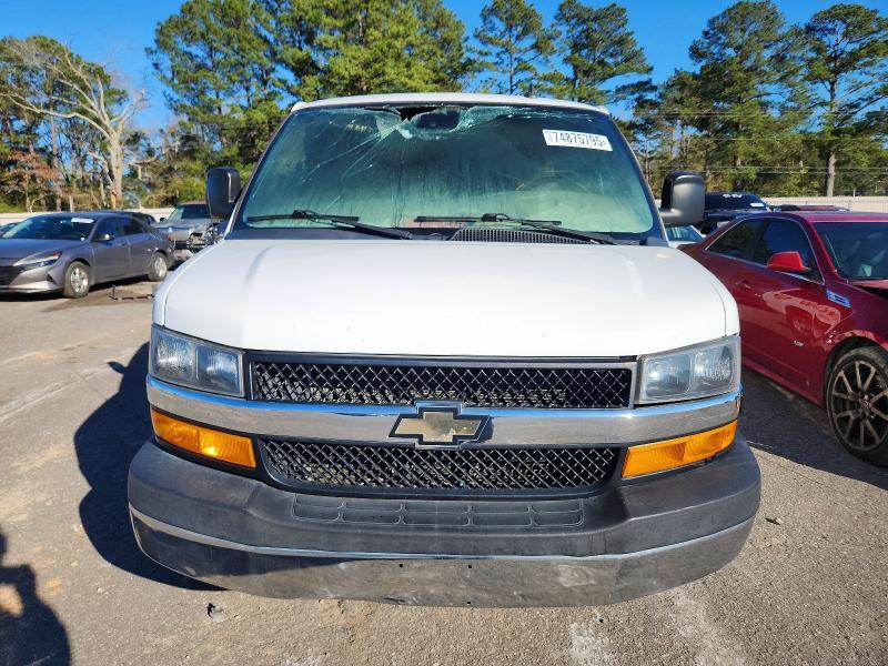 2019 Chevrolet Express G3500 LT