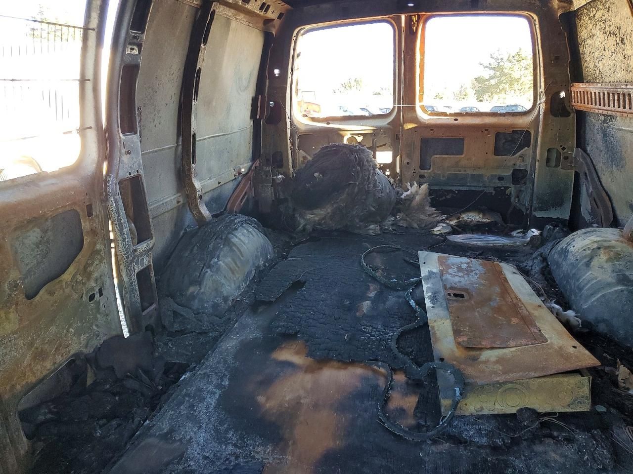 2005 Chevrolet Express 1500 Delivery Van