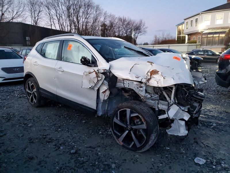 2022 Nissan Rogue Sport sl
