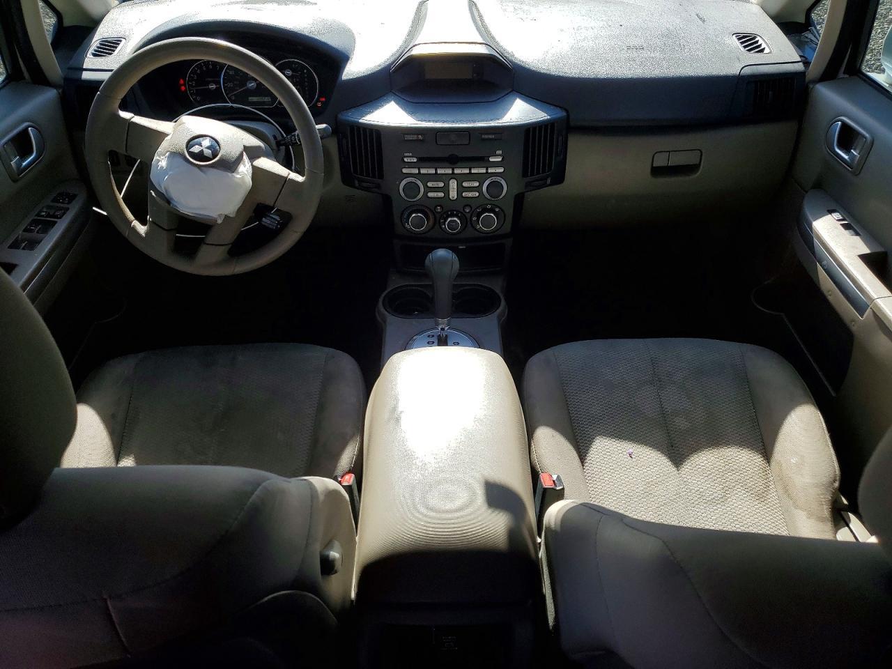 2011 Mitsubishi Endeavor ls