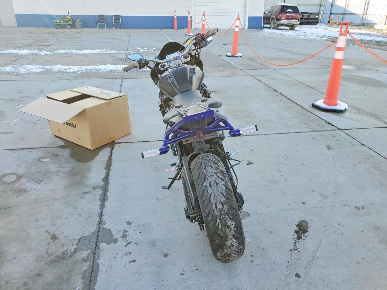 2022 Yama YZFR7